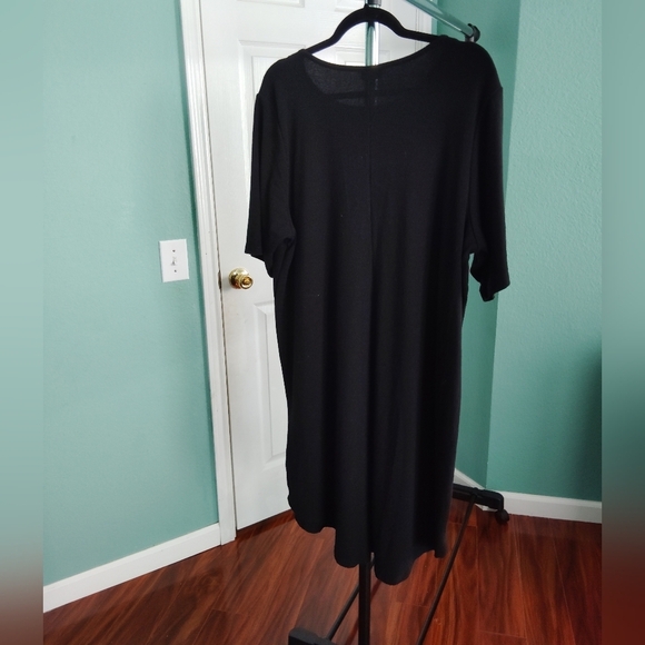 Torrid Black T-Shirt Midi Dress Size 3 Plus Size Soft Stretch Knit Casual LBD - Picture 6 of 8